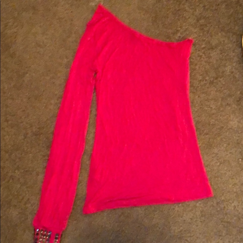 One sleeve shirt